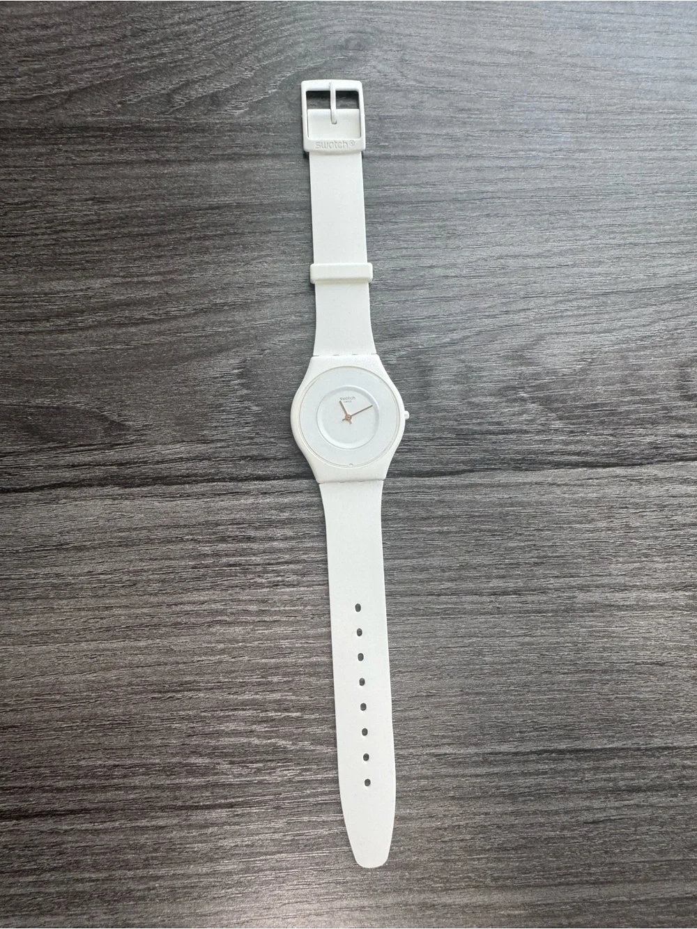 Swatch White Silicone Watch Unisex Minimalist Swiss Casual Wristwatch